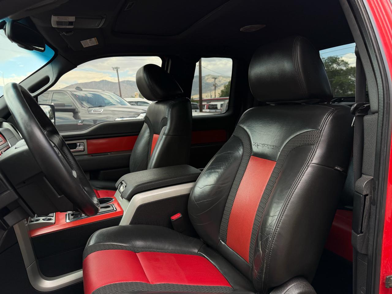 Ford F-150 SVT Raptor SuperCab 5.5-ft. Bed 4WD 2010