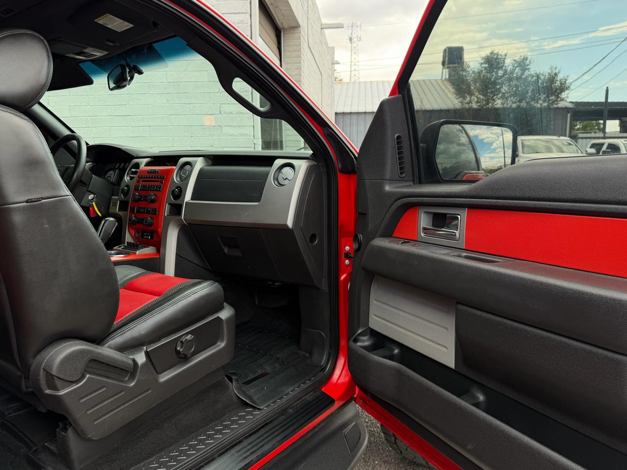 Ford F-150 SVT Raptor SuperCab 5.5-ft. Bed 4WD 2010