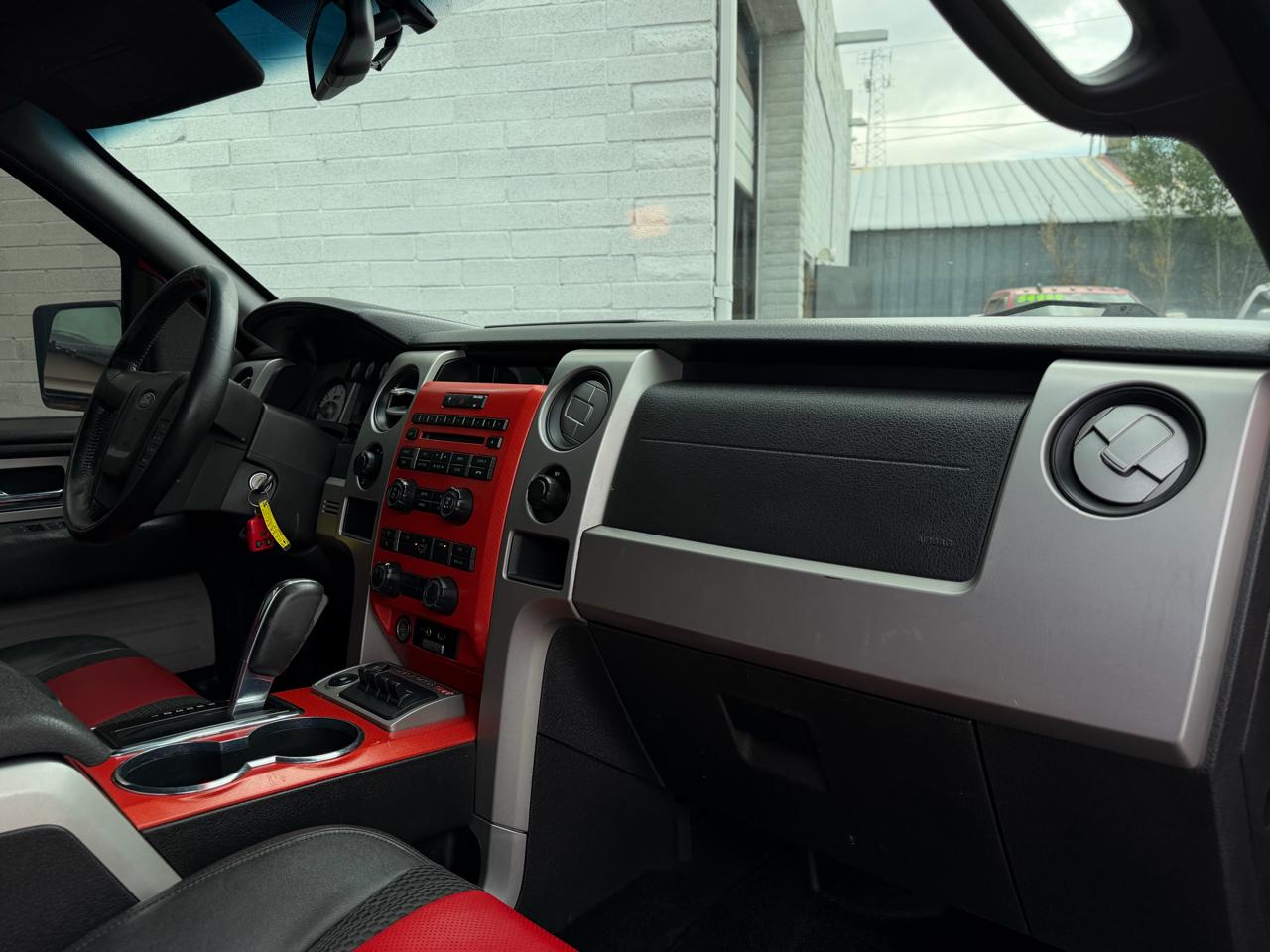 Ford F-150 SVT Raptor SuperCab 5.5-ft. Bed 4WD 2010