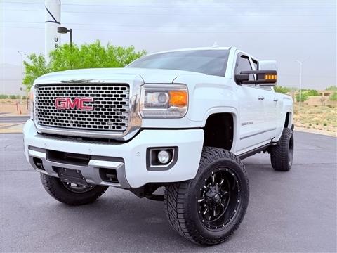 2016 GMC Sierra 2500HD 4WD Crew Cab 153.7" Denali
