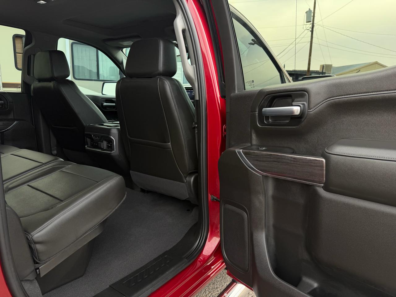 Chevrolet Silverado 1500 4WD Crew Cab 147" LTZ 2020
