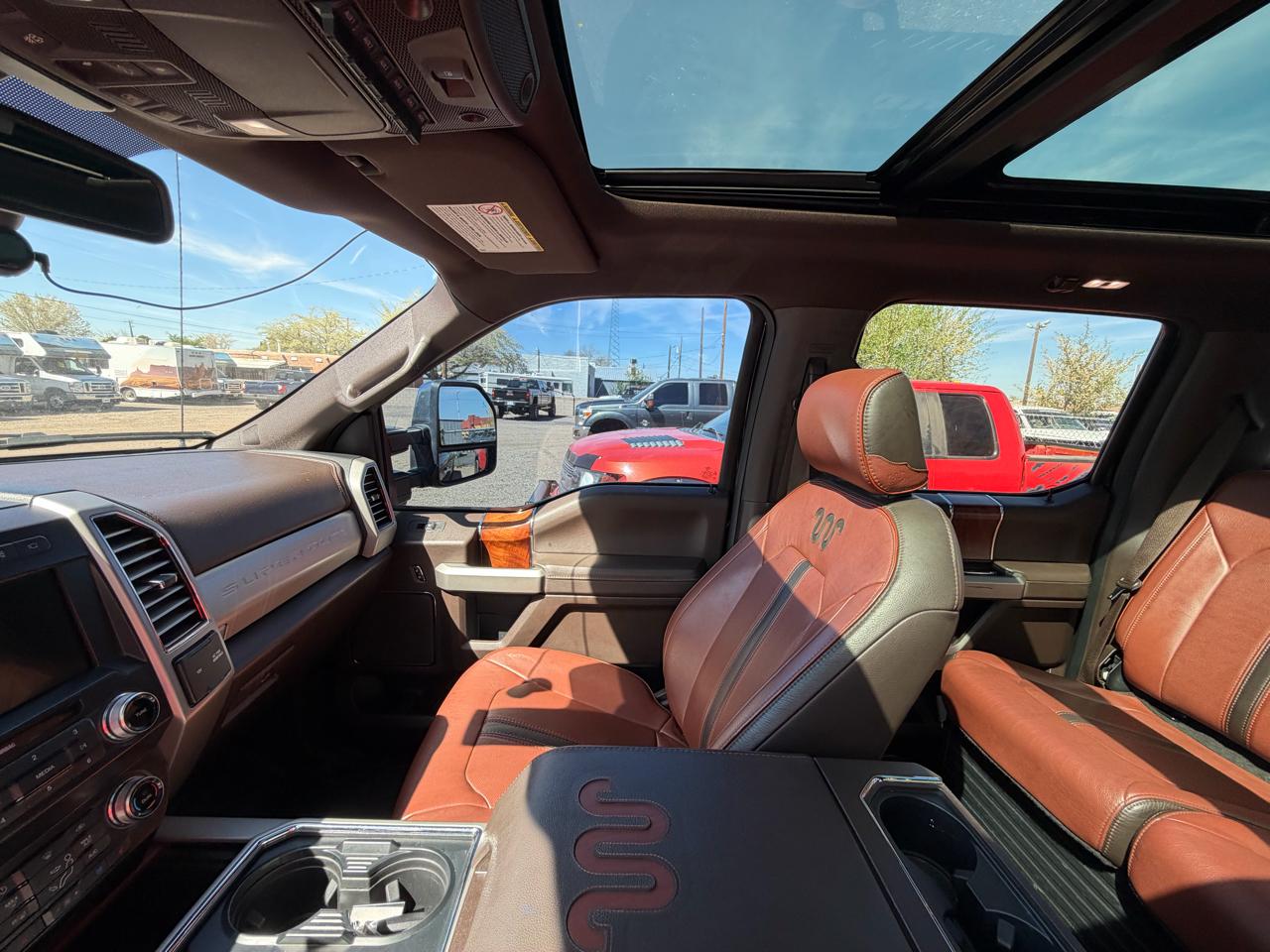 Ford Super Duty F-350 SRW King Ranch 4WD Crew Cab 8' Box 2019