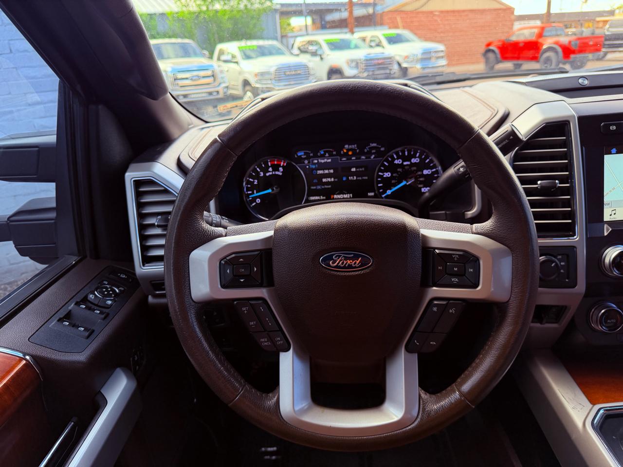 Ford Super Duty F-350 SRW 4WD Crew Cab 172" King Ranch 2019