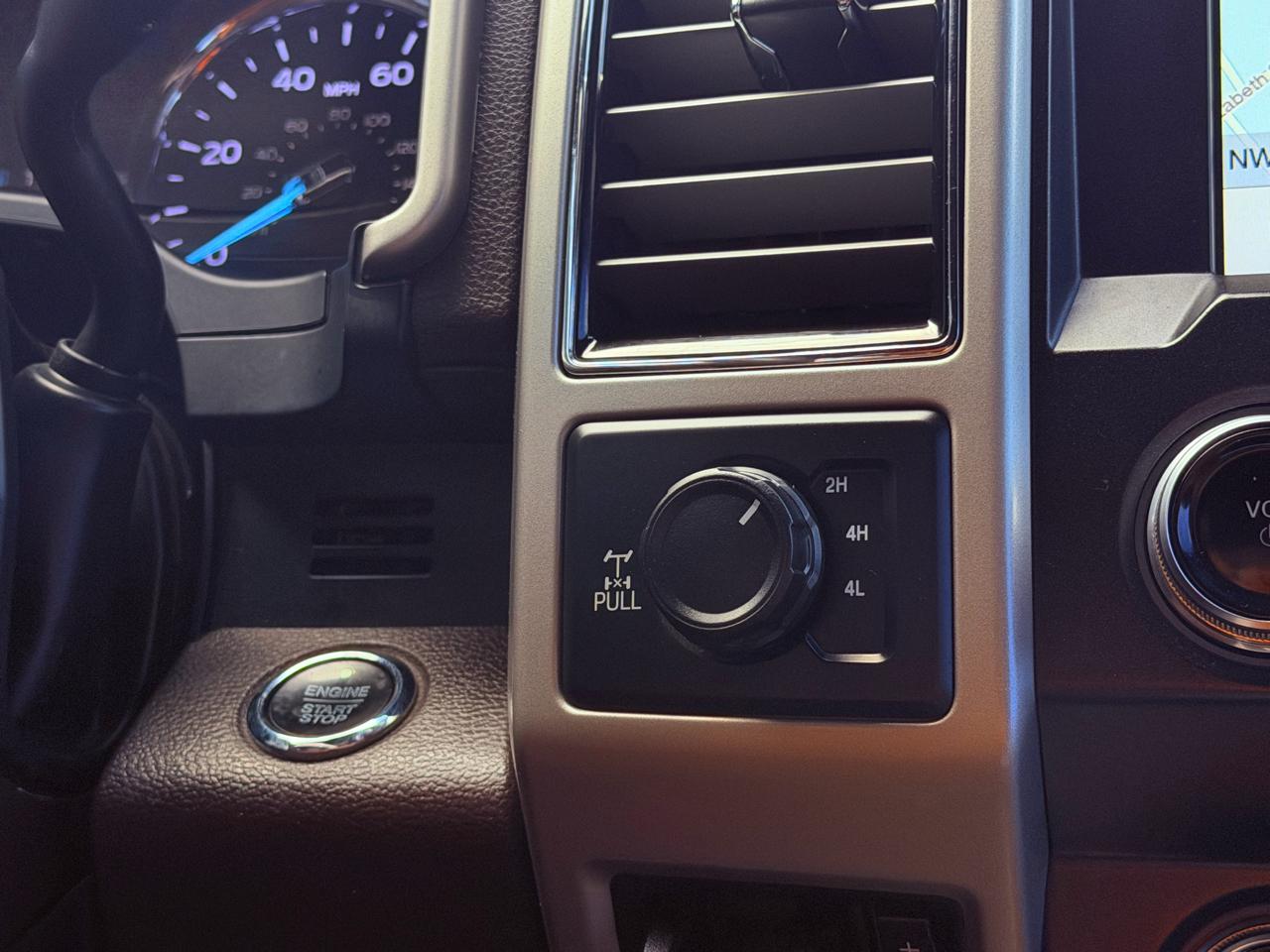 Ford Super Duty F-350 SRW 4WD Crew Cab 172" King Ranch 2019