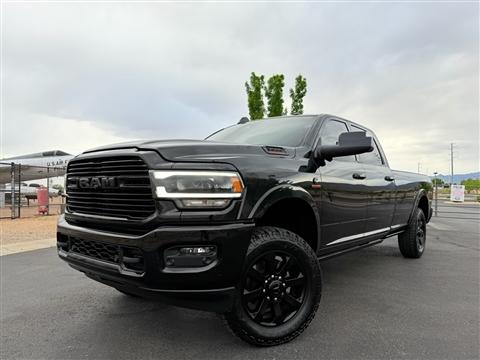 2019 RAM 3500 Laramie 4x4 Crew Cab 8' Box