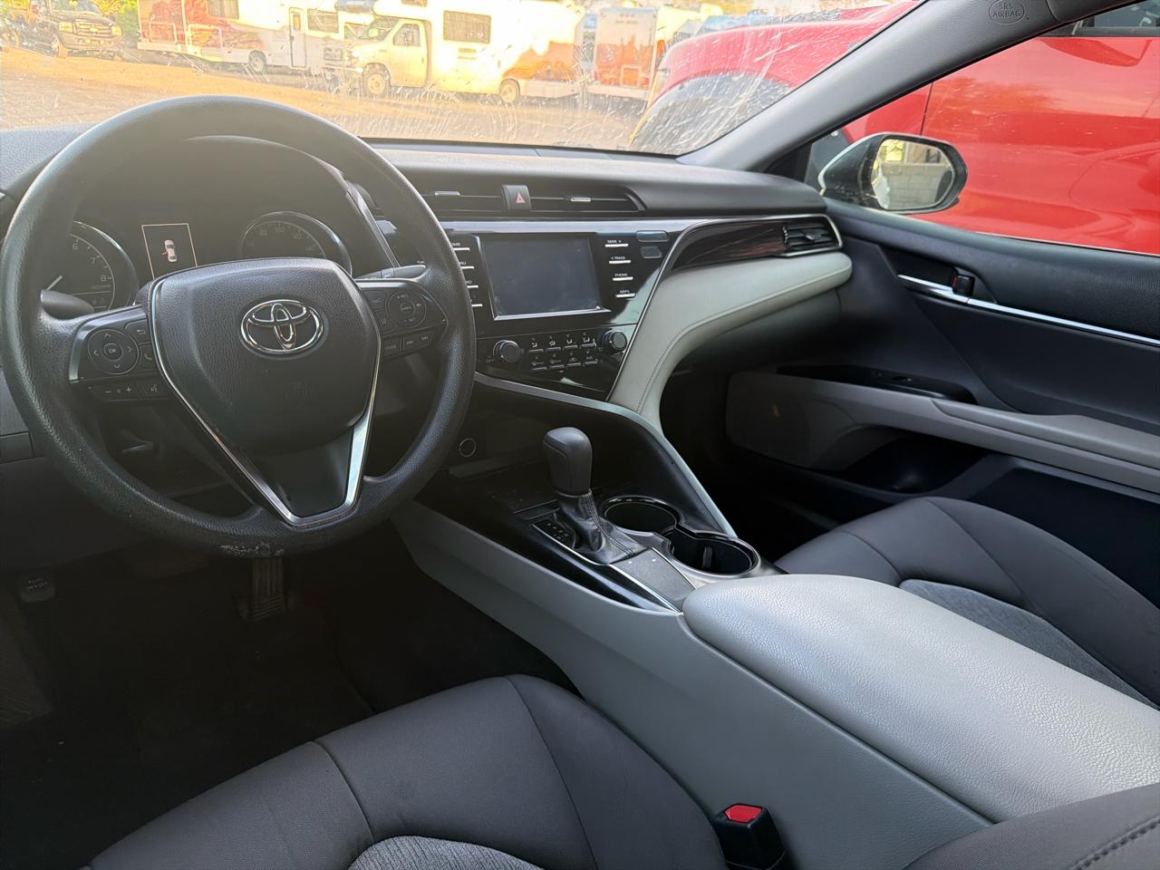 Toyota Camry XLE Auto (Natl) 2019