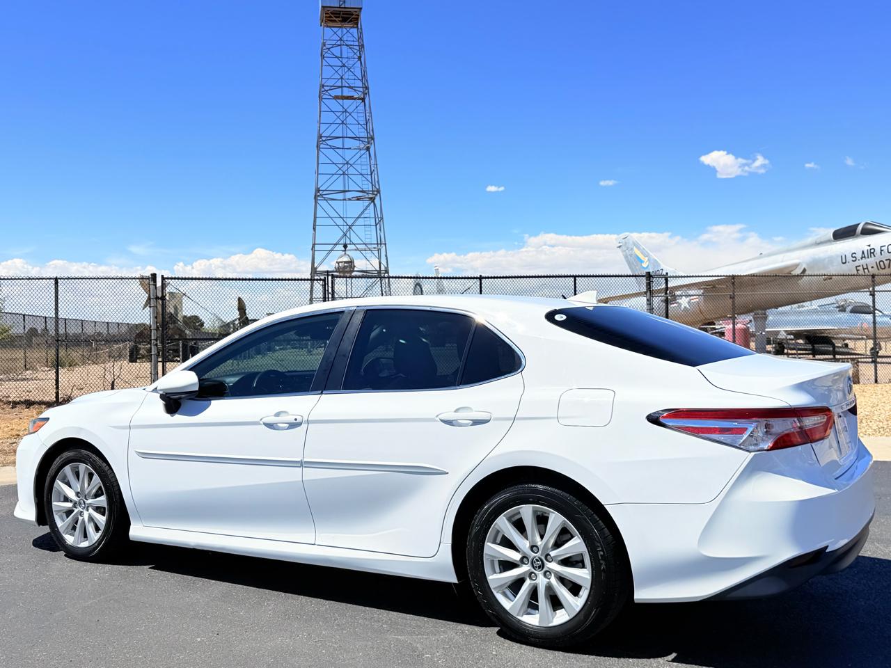 Toyota Camry XLE Auto (Natl) 2019