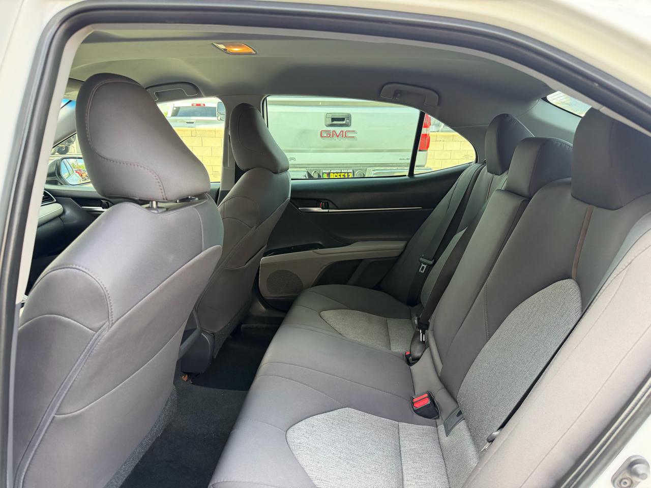 Toyota Camry XLE Auto (Natl) 2019