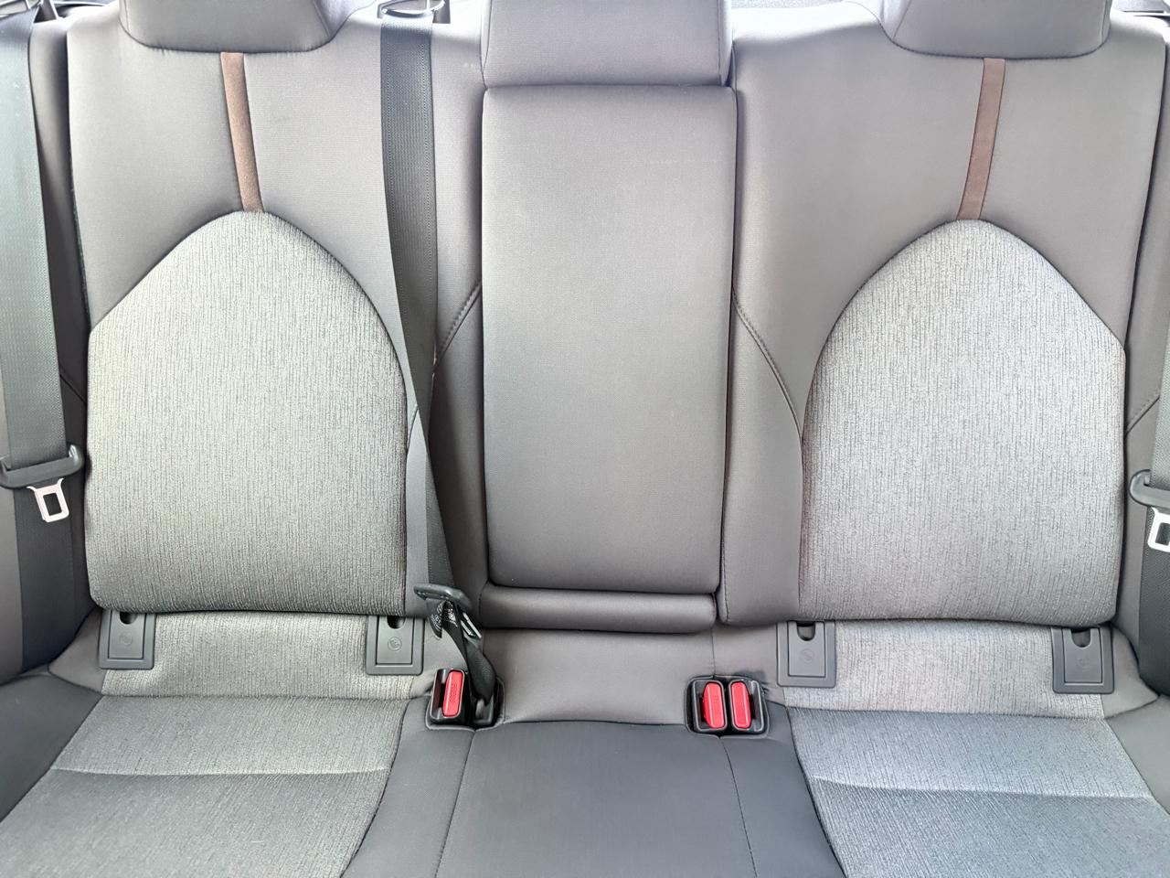 Toyota Camry XLE Auto (Natl) 2019