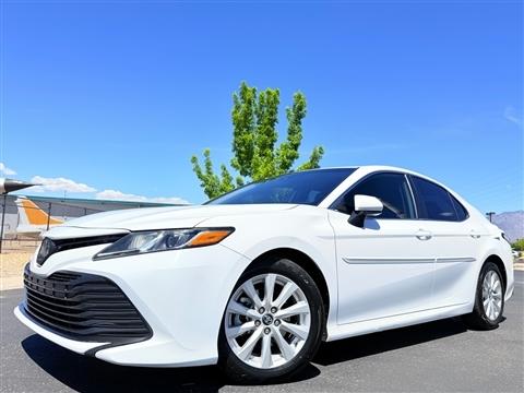2019 Toyota Camry LE Auto (Natl)