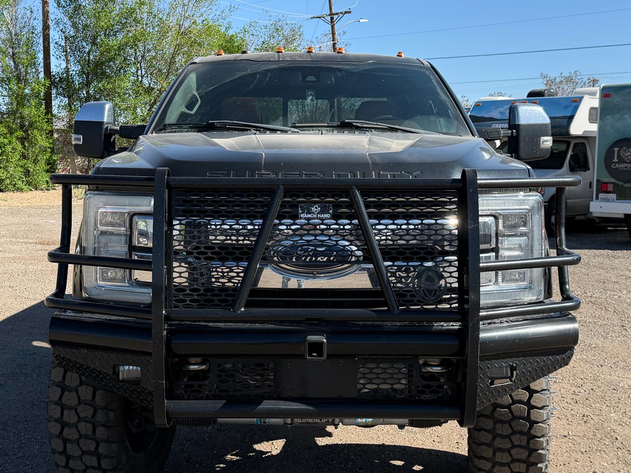 Ford Super Duty F-350 DRW King Ranch 4WD Crew Cab 8' Box 2018