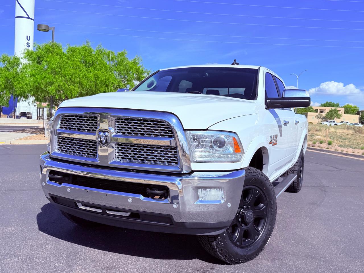 RAM 2500 Laramie 4x4 Crew Cab 6'4" Box 2017