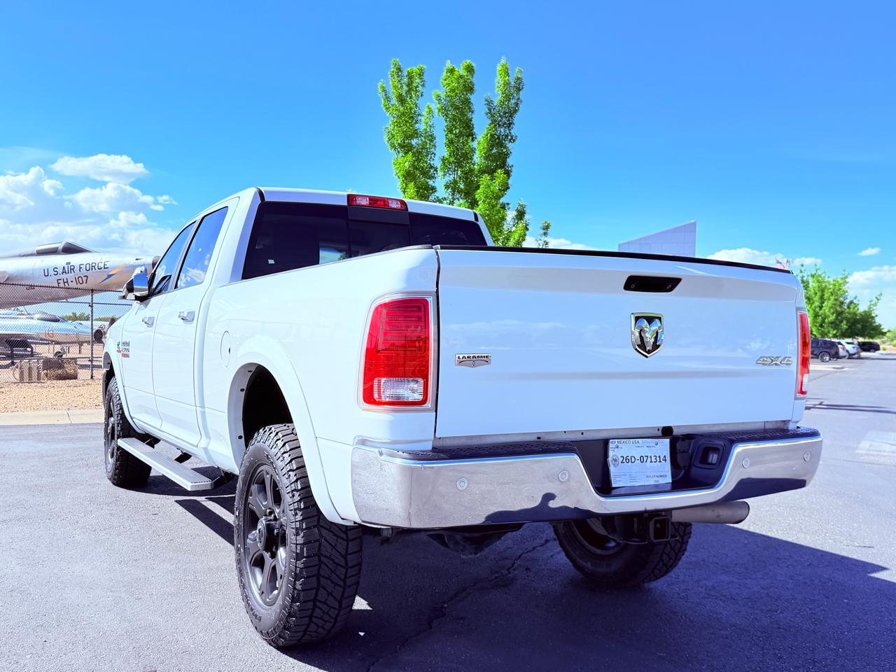 RAM 2500 Laramie 4x4 Crew Cab 6'4" Box 2017