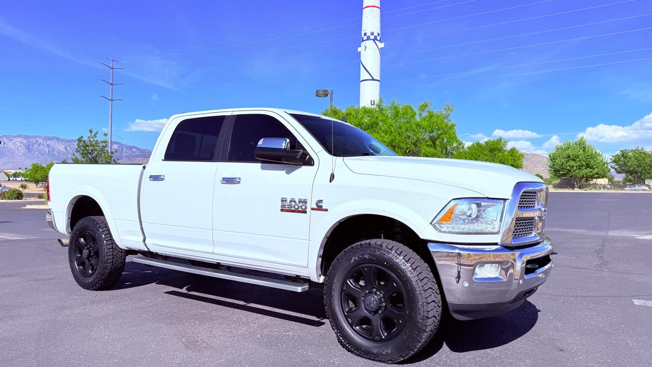 RAM 2500 Laramie 4x4 Crew Cab 6'4" Box 2017