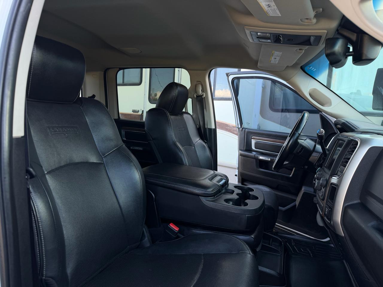 RAM 2500 Laramie 4x4 Crew Cab 6'4" Box 2017