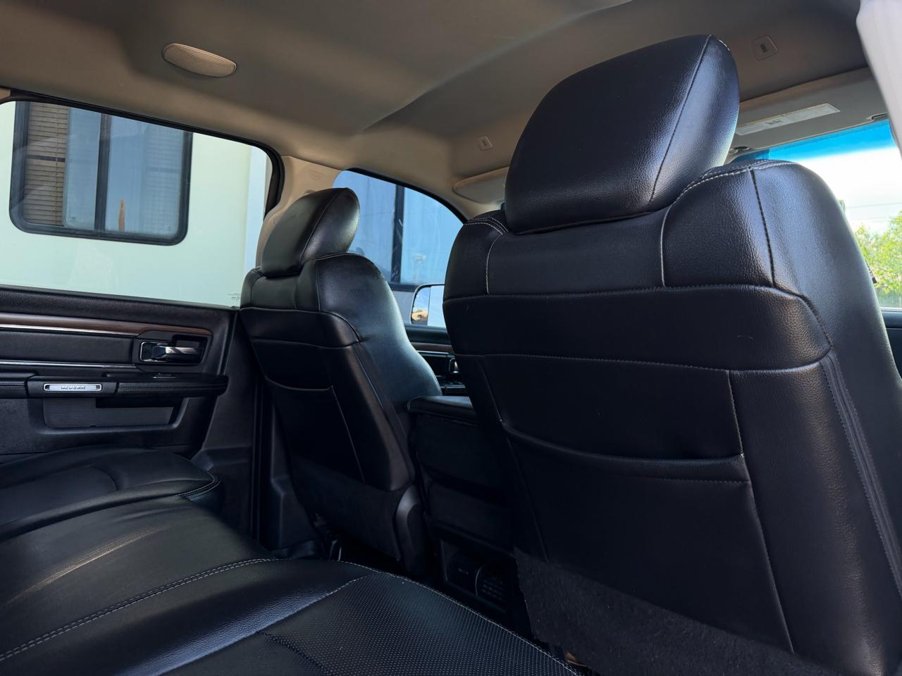 RAM 2500 Laramie 4x4 Crew Cab 6'4" Box 2017