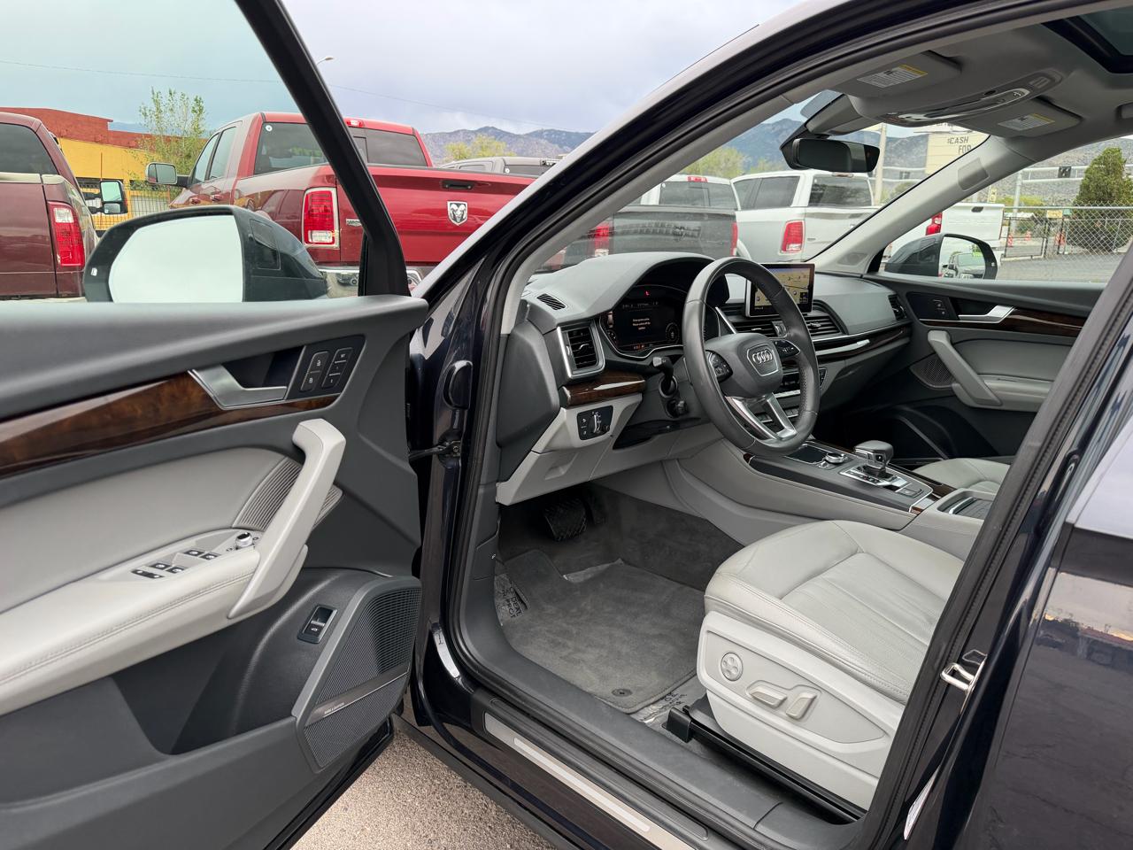 Audi Q5 Premium Plus 45 TFSI quattro 2019