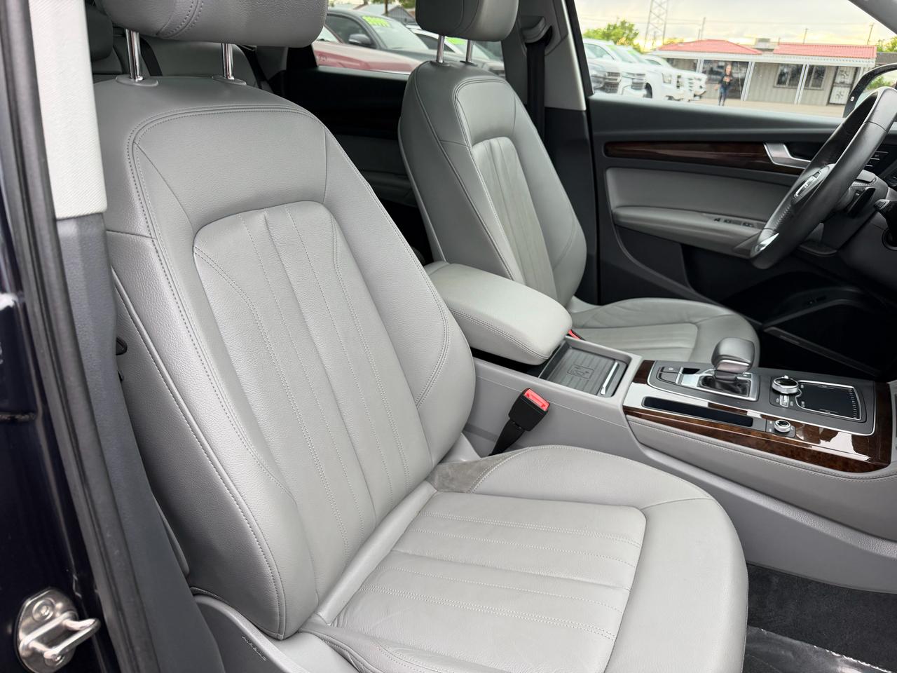 Audi Q5 Premium Plus 45 TFSI quattro 2019