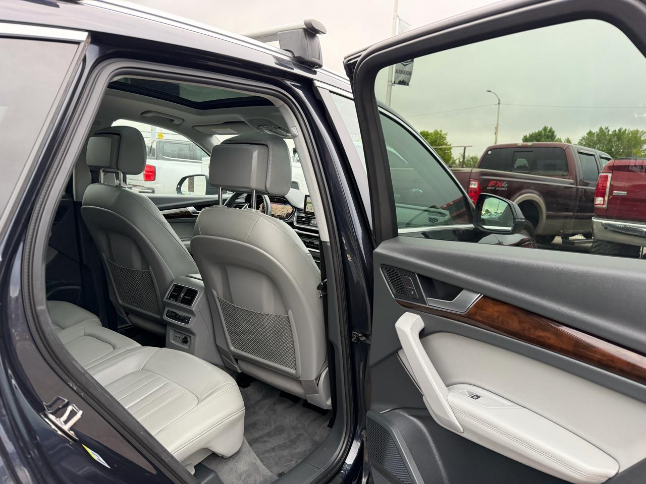 Audi Q5 Premium Plus 45 TFSI quattro 2019