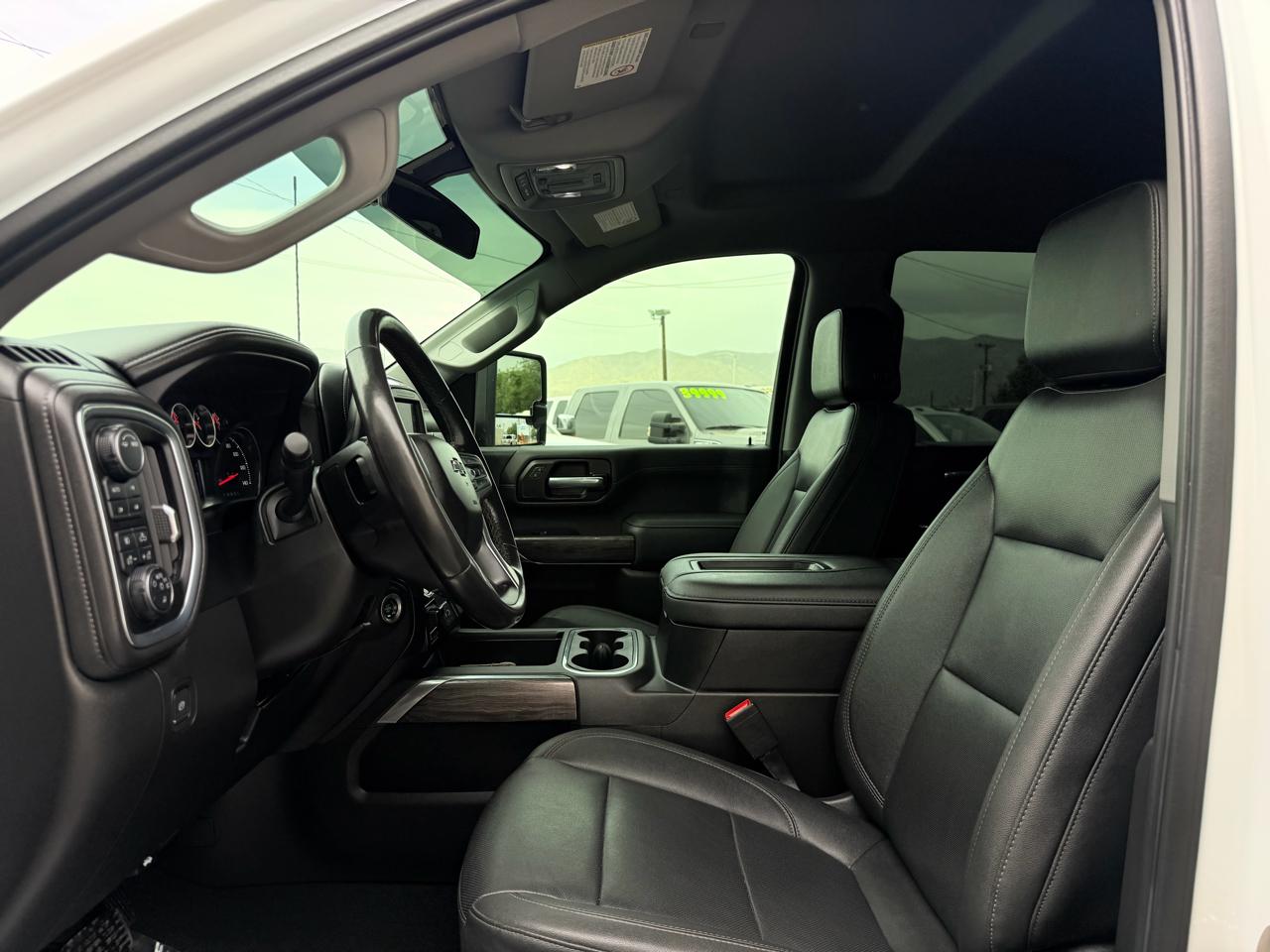 Chevrolet Silverado 3500HD 4WD Crew Cab 159" LTZ 2022