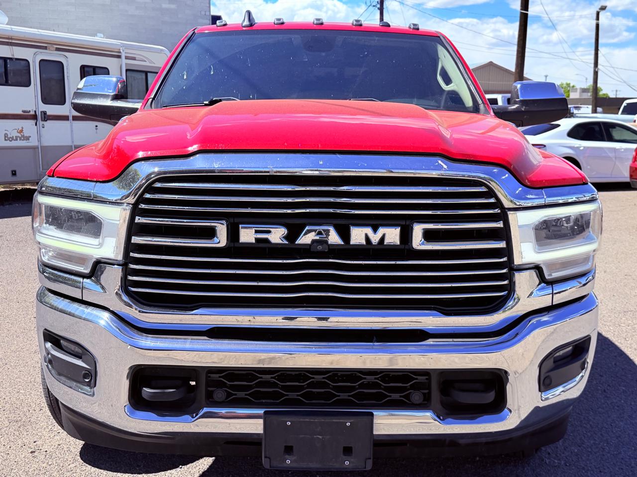 RAM 3500 Laramie 4x4 Crew Cab 8' Box 2020