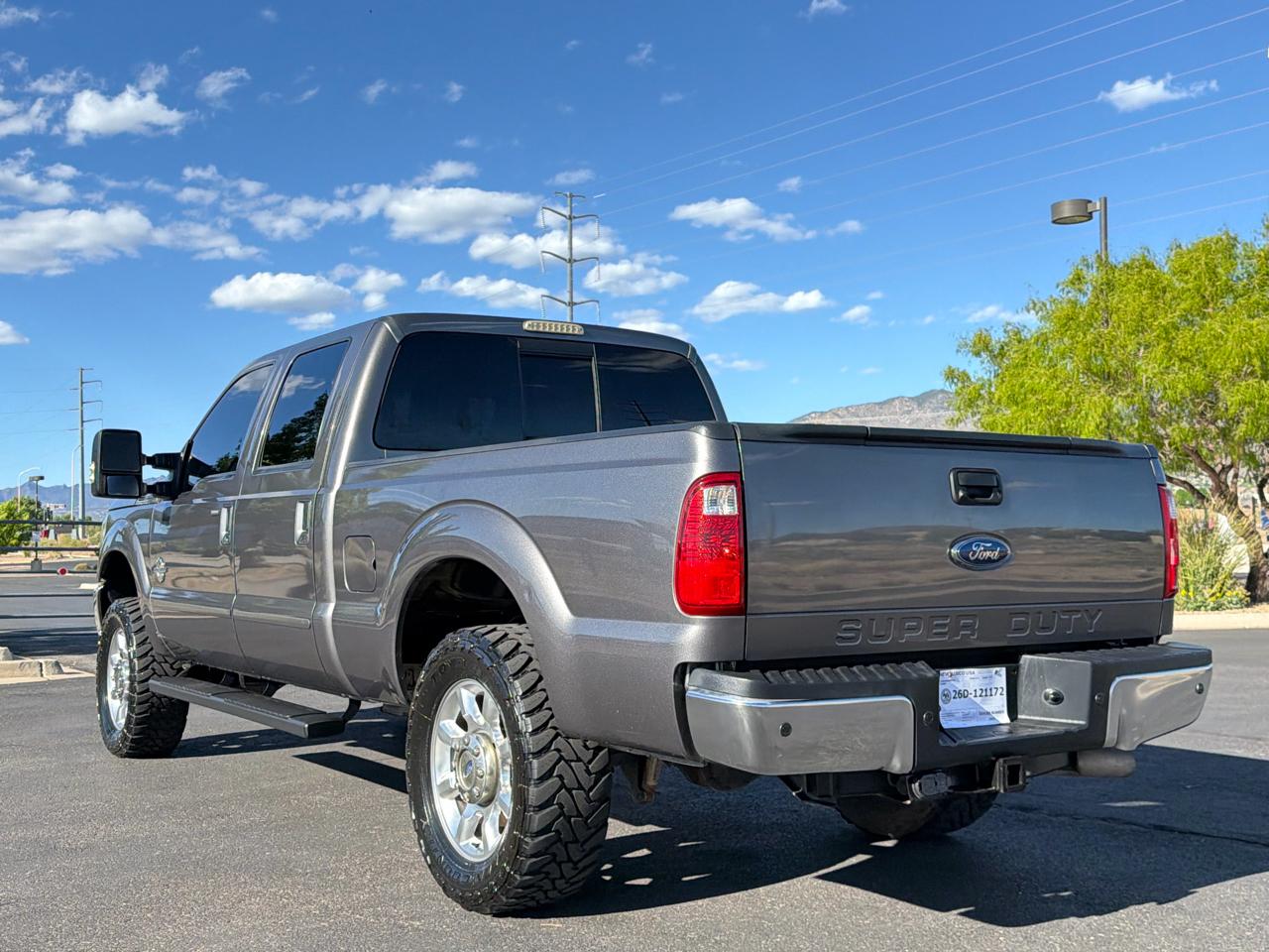 Ford Super Duty F-250 SRW 4WD Crew Cab 156" Lariat 2012