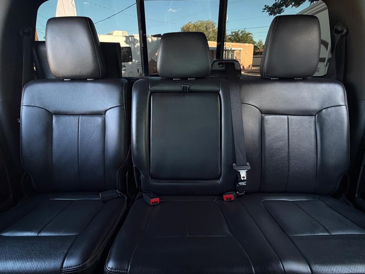 Ford Super Duty F-250 SRW 4WD Crew Cab 156" Lariat 2012