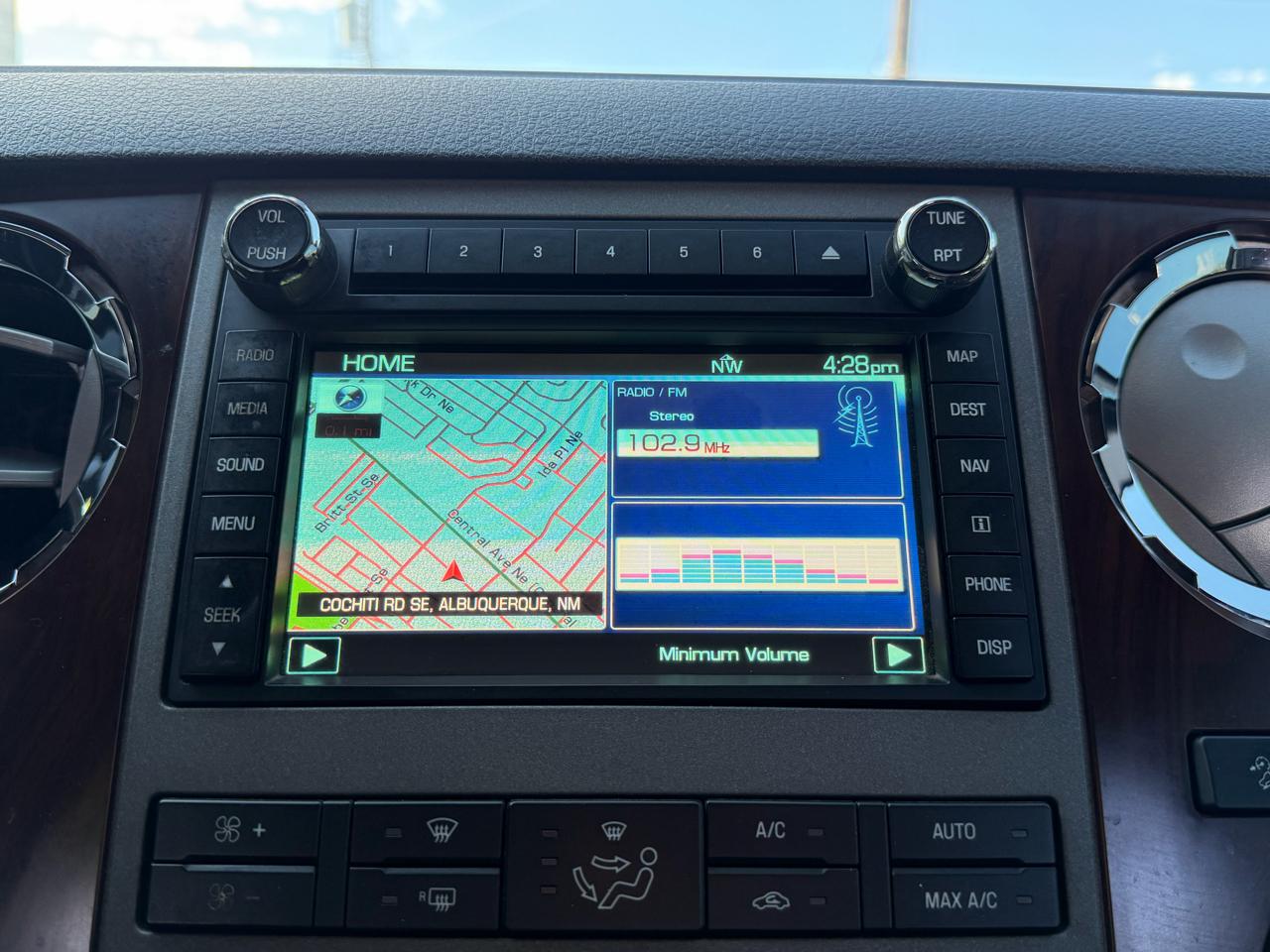 Ford Super Duty F-250 SRW 4WD Crew Cab 156" Lariat 2012