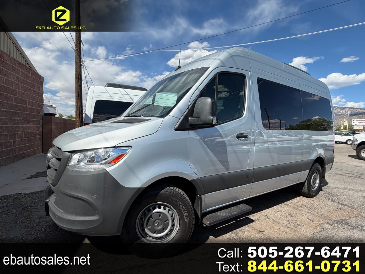 Mercedes-Benz Sprinter Cargo Van 2500 Standard Roof V6 144" 4WD 2022