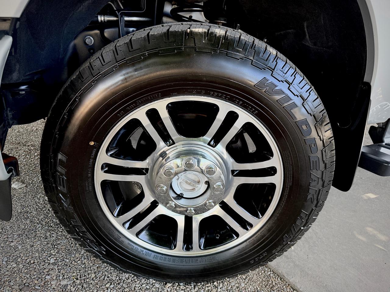 Ford Super Duty F-250 SRW Platinum 4WD Crew Cab 6.75' Box 2015