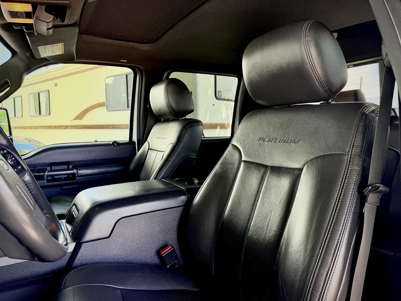 Ford Super Duty F-250 SRW Platinum 4WD Crew Cab 6.75' Box 2015
