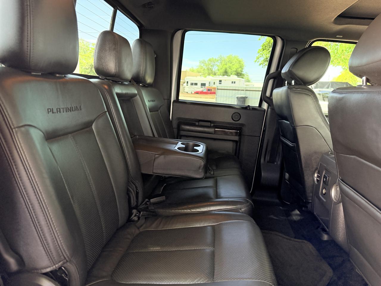Ford Super Duty F-250 SRW Platinum 4WD Crew Cab 6.75' Box 2015