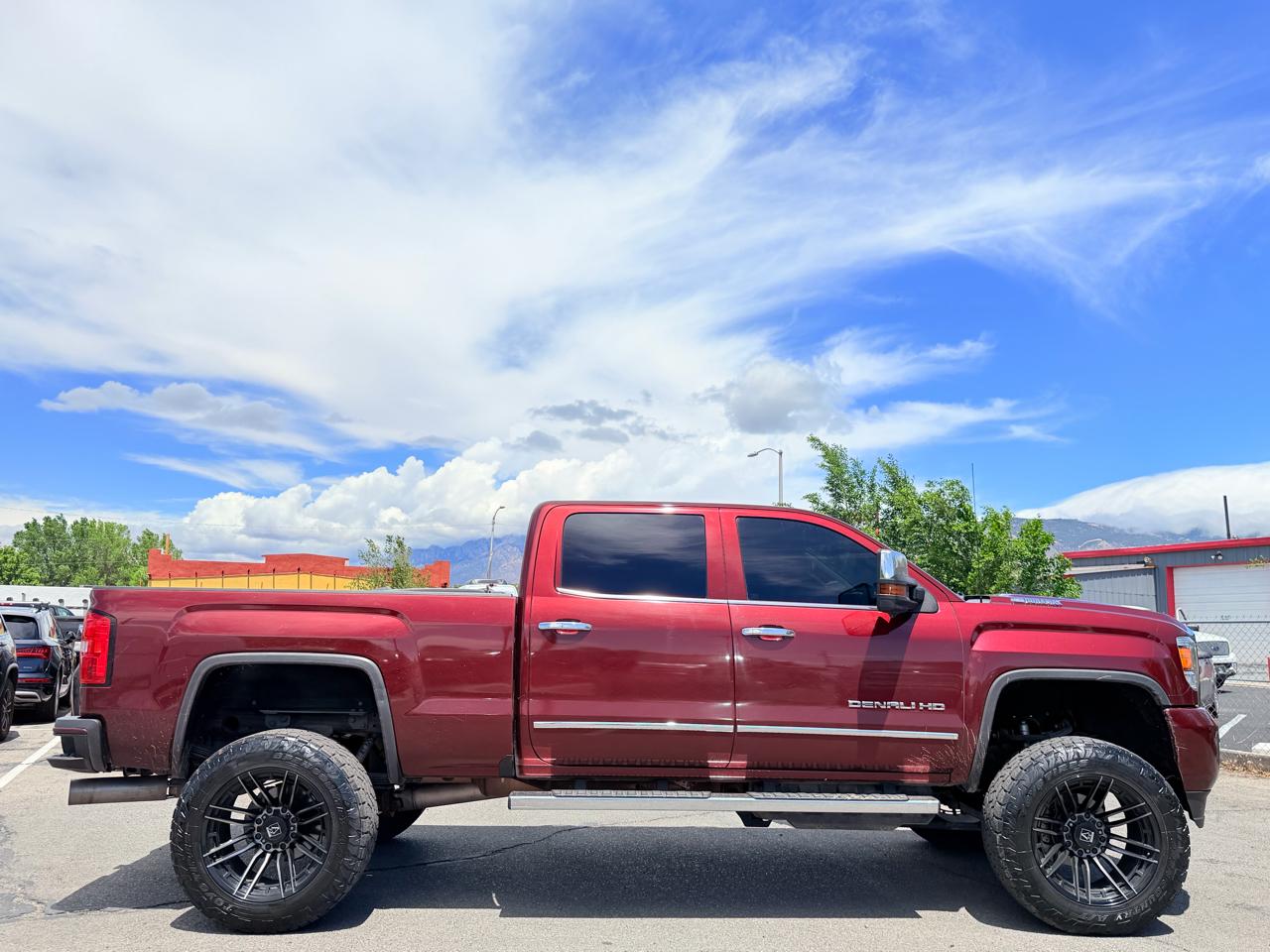 GMC Sierra 2500HD 4WD Crew Cab 153.7" Denali 2017