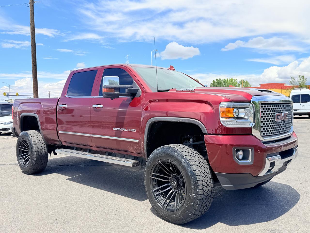 GMC Sierra 2500HD 4WD Crew Cab 153.7" Denali 2017