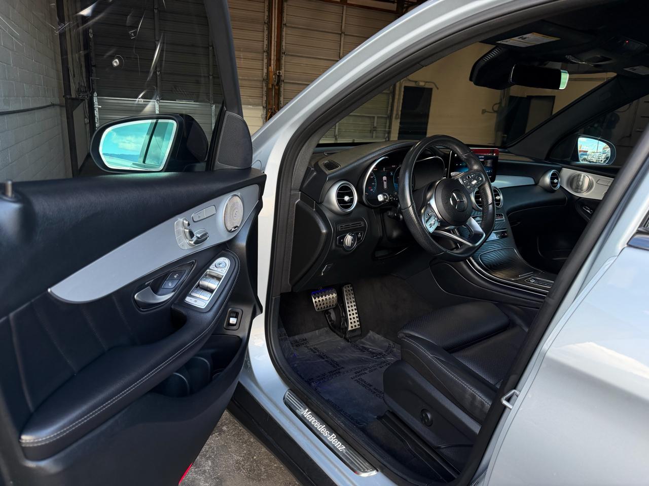 Mercedes-Benz GLC GLC 300 SUV 2021