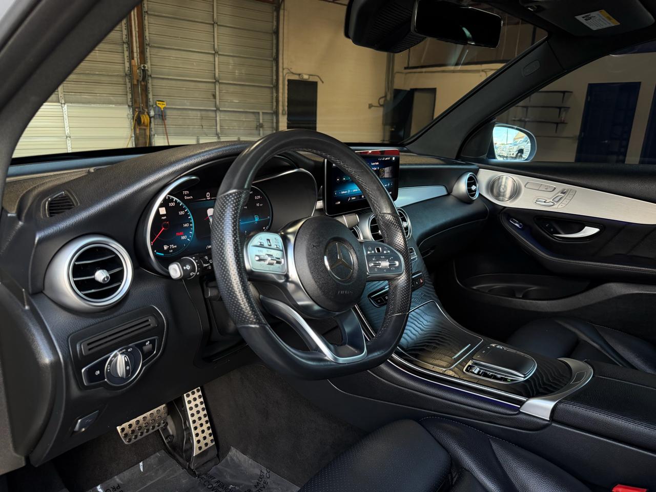 Mercedes-Benz GLC GLC 300 SUV 2021