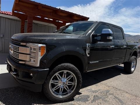 2018 Ford Super Duty F-250 SRW 4WD Crew Cab 156" Platinum