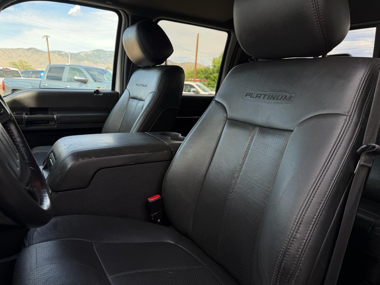 Ford Super Duty F-250 SRW 4WD Crew Cab 156" Platinum 2015