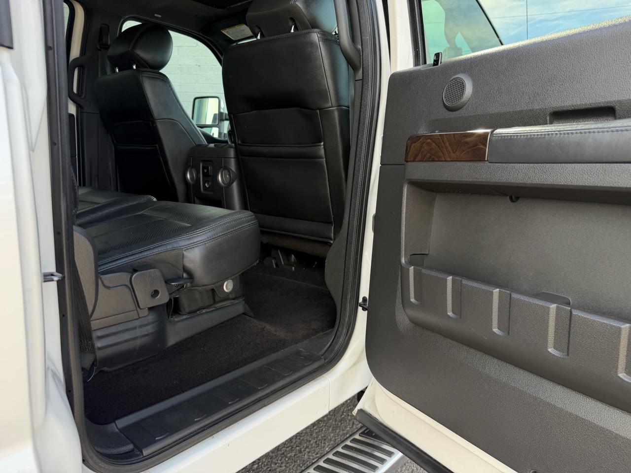 Ford Super Duty F-250 SRW 4WD Crew Cab 156" Platinum 2015