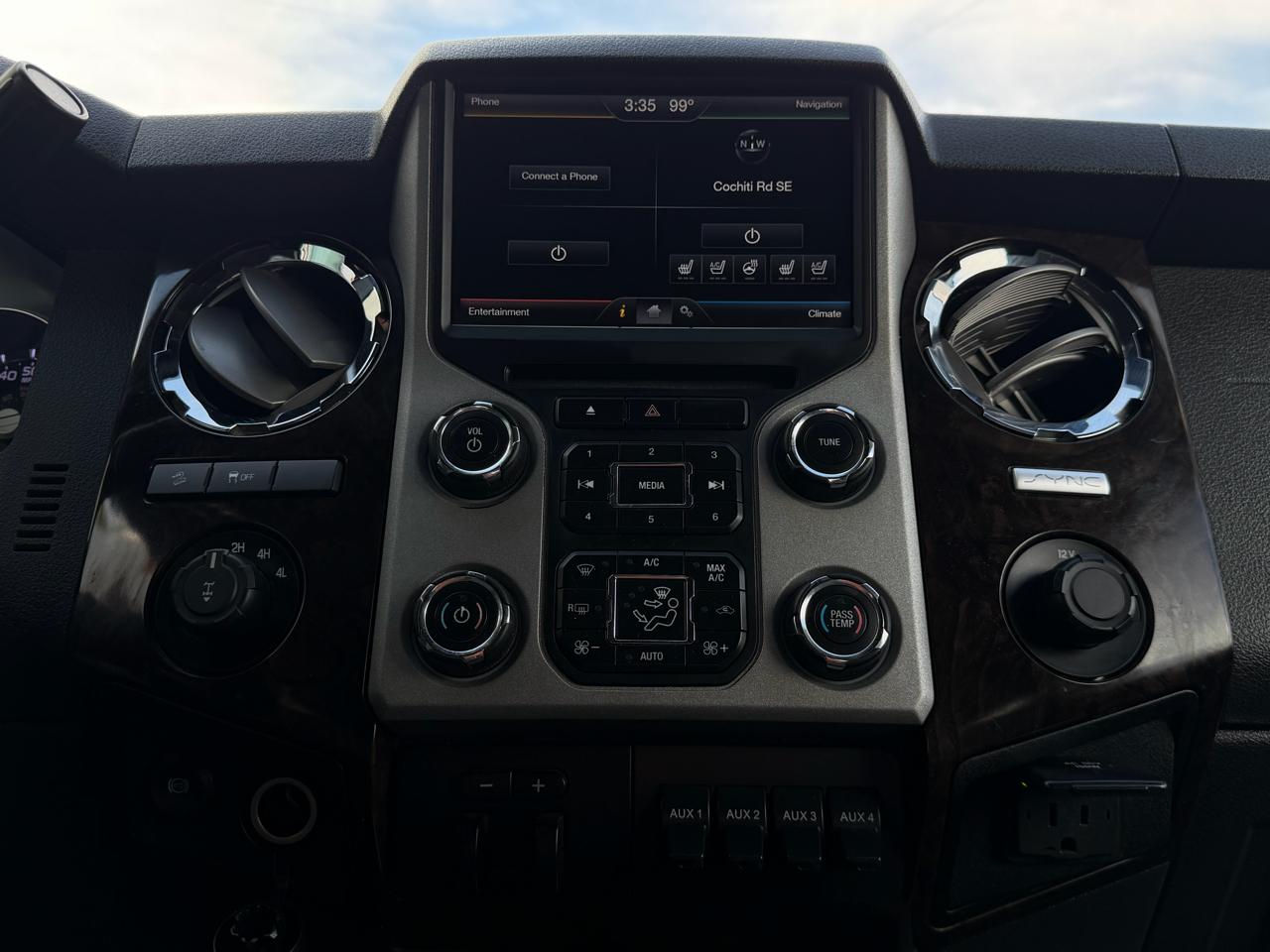 Ford Super Duty F-250 SRW 4WD Crew Cab 156" Platinum 2015