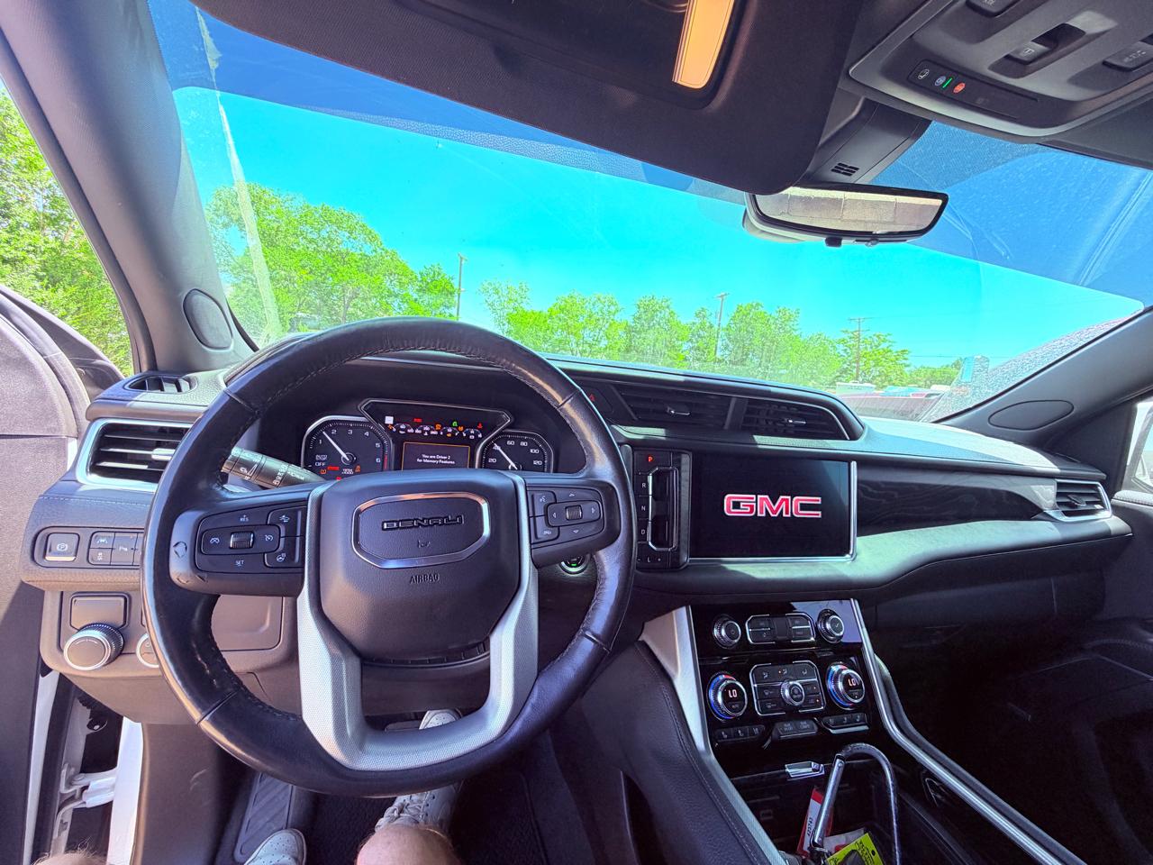 GMC Yukon Denali 2WD 2021