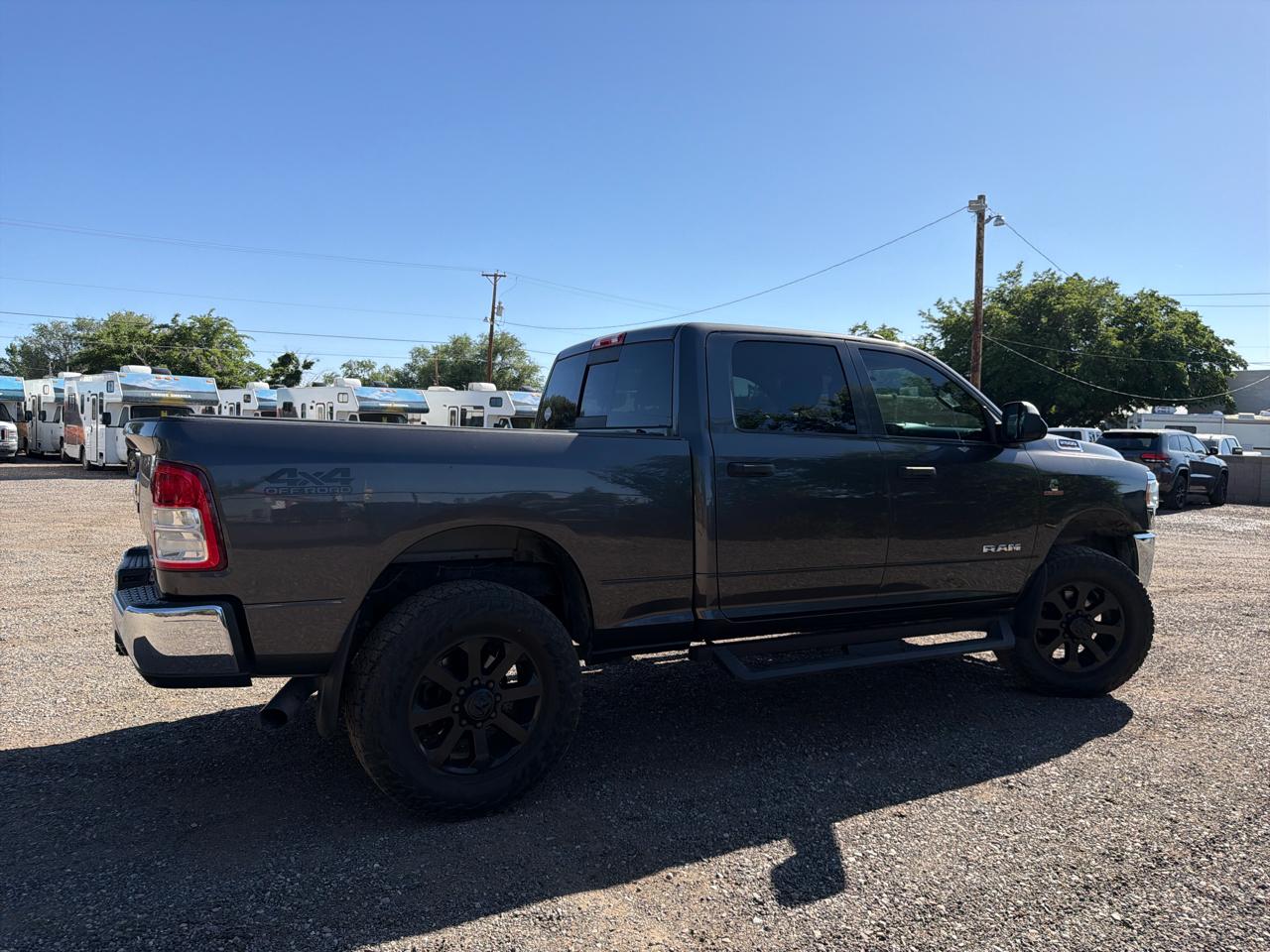 RAM 2500 Tradesman 4x4 Crew Cab 6'4" Box 2019