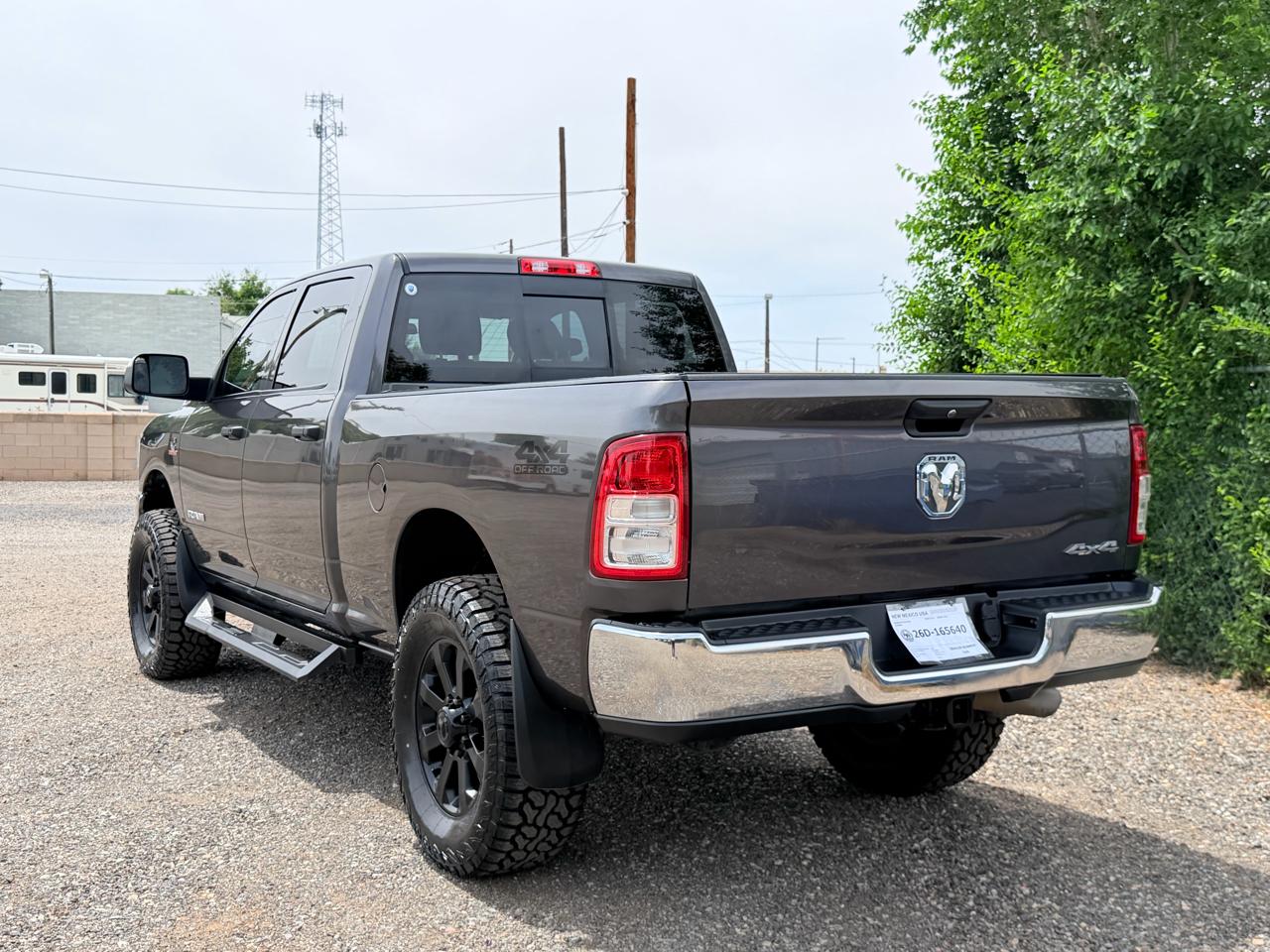 RAM 2500 Tradesman 4x4 Crew Cab 6'4" Box 2019