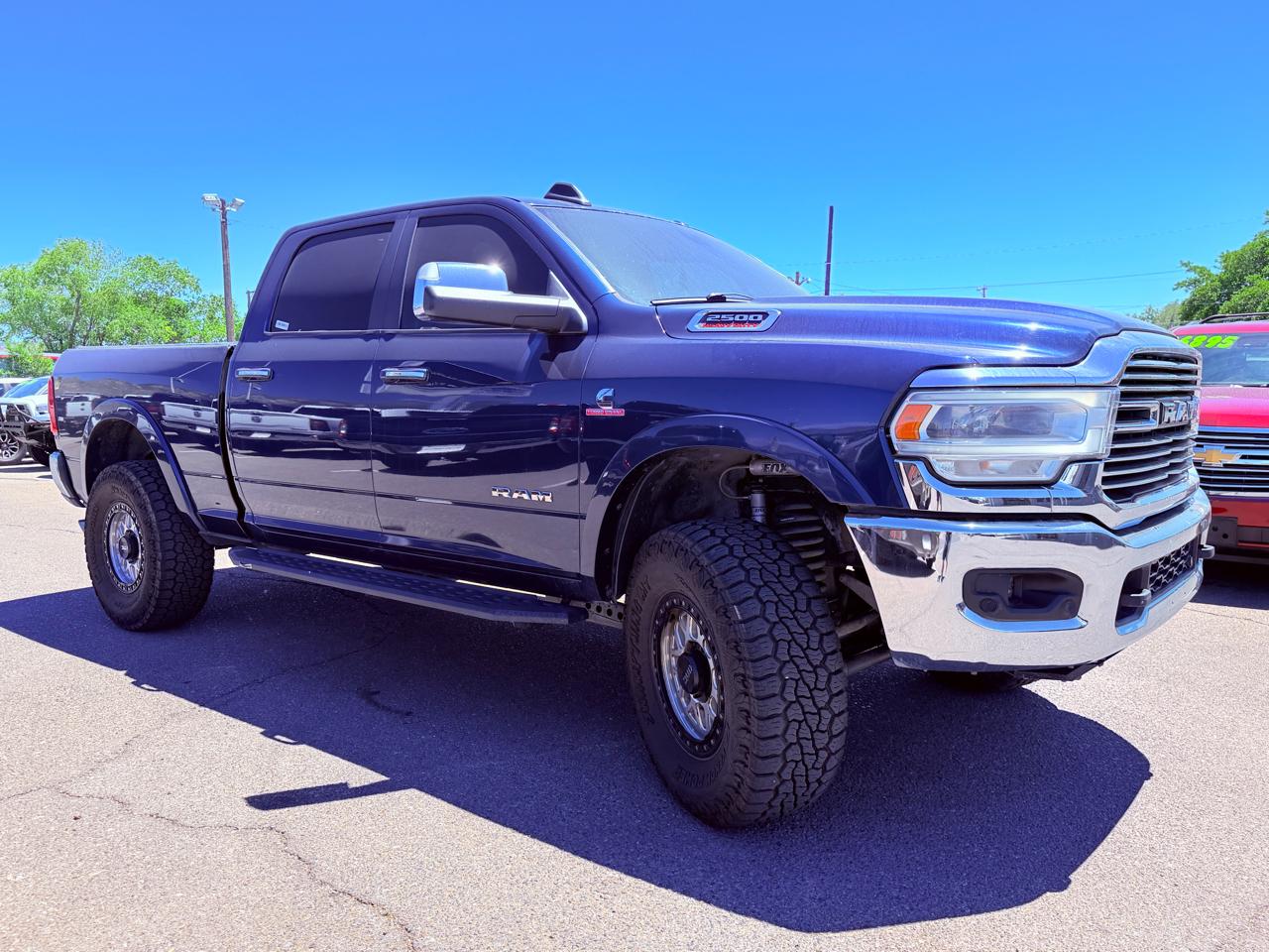 RAM 2500 Laramie 4x4 Crew Cab 6'4" Box 2019