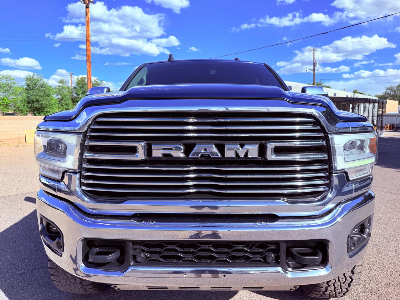 RAM 2500 Laramie 4x4 Crew Cab 6'4" Box 2019