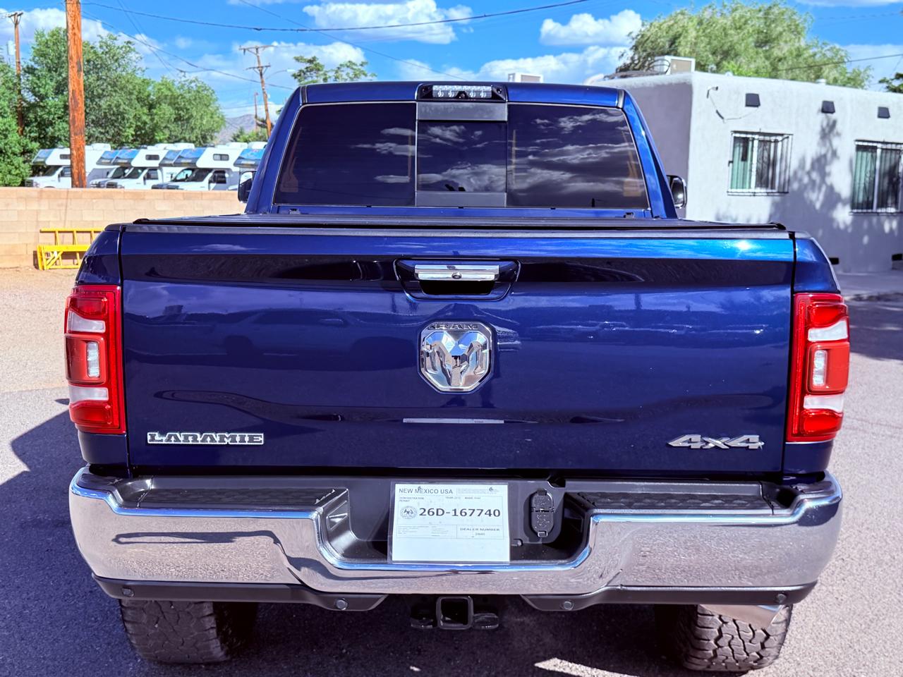 RAM 2500 Laramie 4x4 Crew Cab 6'4" Box 2019