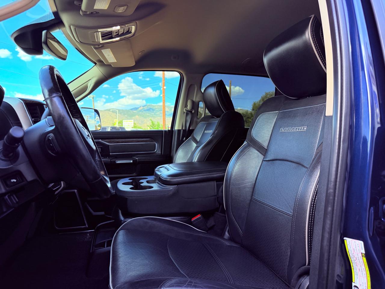 RAM 2500 Laramie 4x4 Crew Cab 6'4" Box 2019