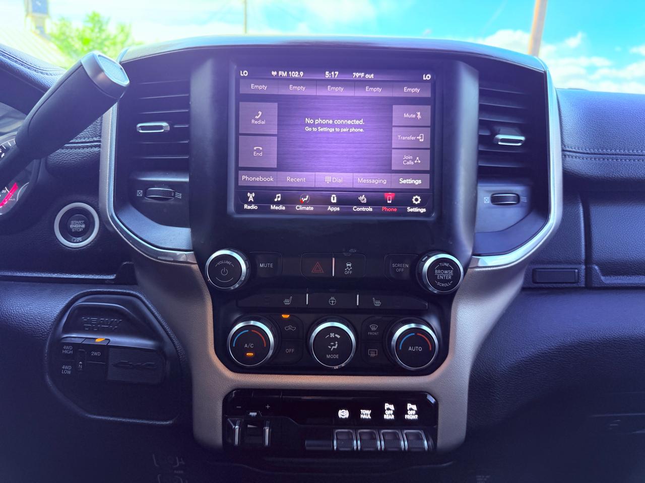 RAM 2500 Laramie 4x4 Crew Cab 6'4" Box 2019