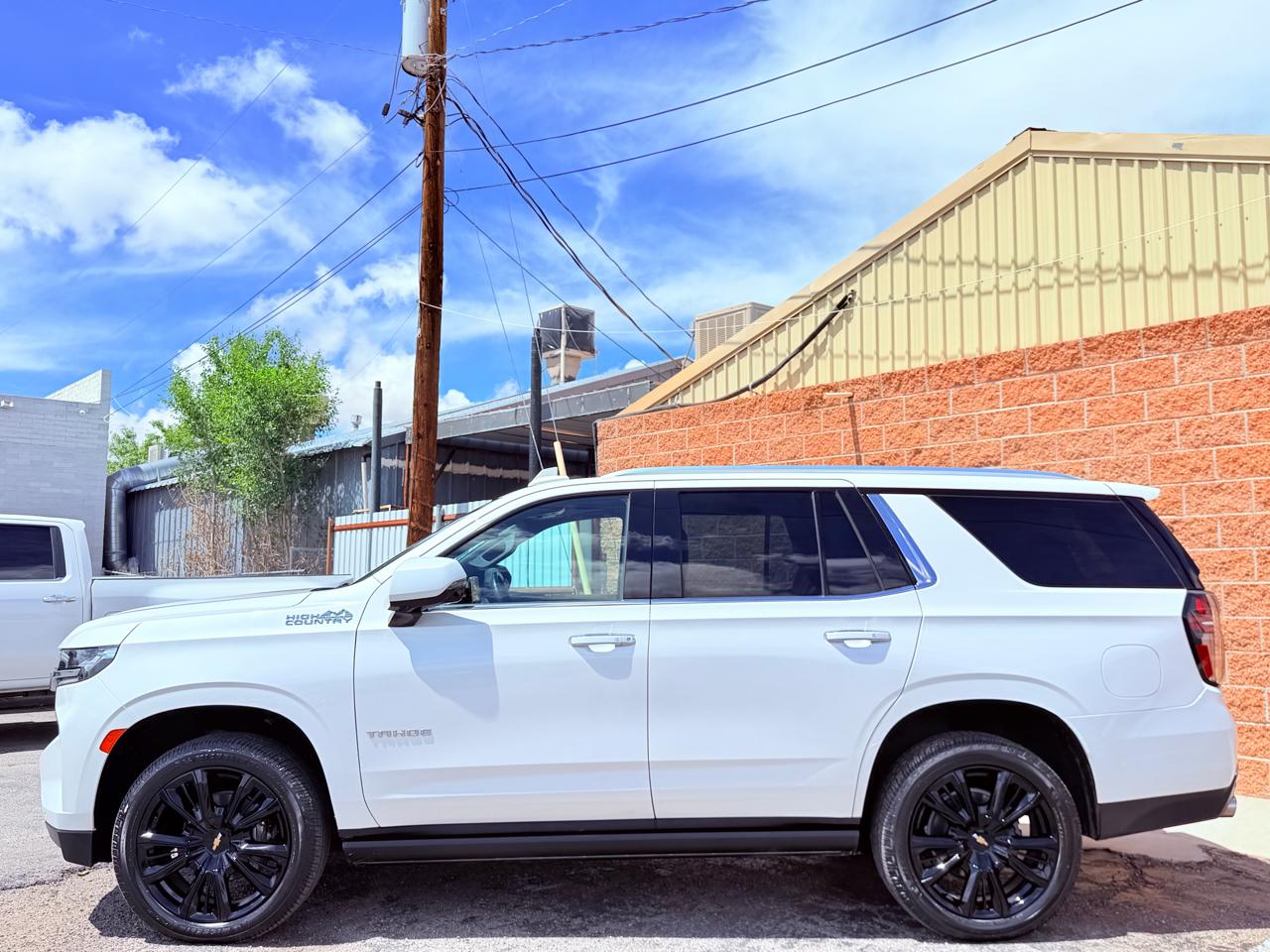 Chevrolet Tahoe 4WD 4dr High Country 2021