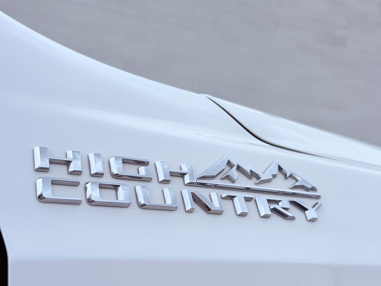 Chevrolet Tahoe 4WD 4dr High Country 2021
